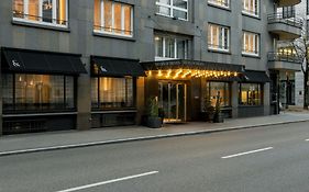 Neues Schloss Privat Hotel Zurich, Autograph Collection